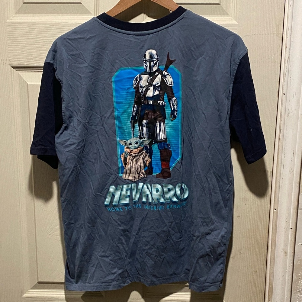 Star Wars Nevarro Blue and Black Men's T-Shirt. Size M